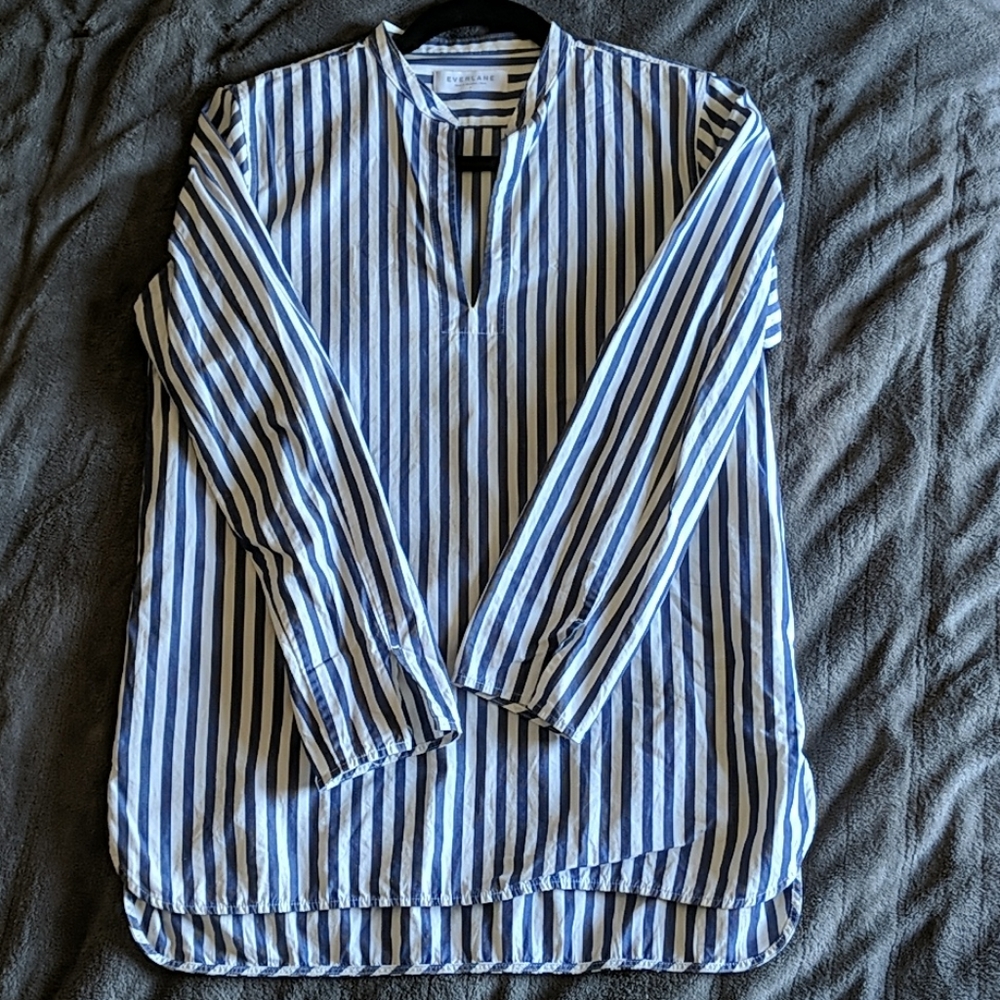 Everlane cotton poplin split-neck popover shirt